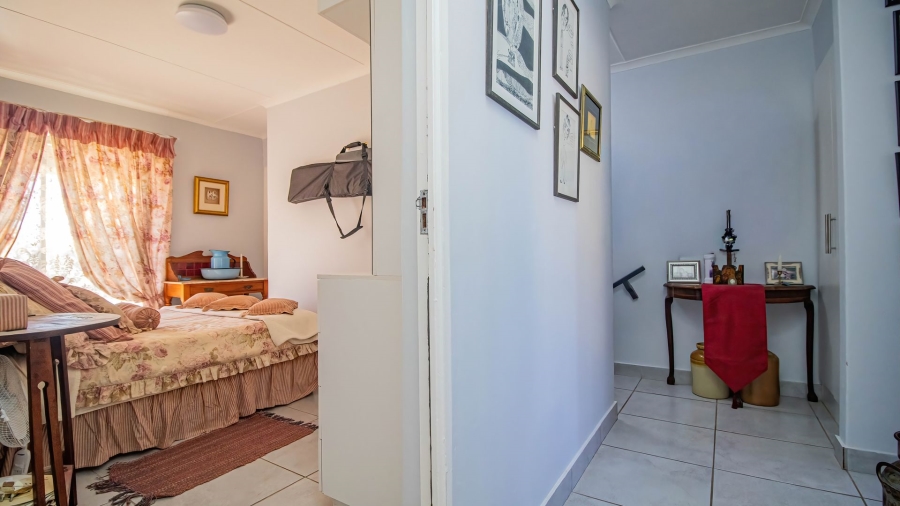 3 Bedroom Property for Sale in Mossel Bay Ext 15 Western Cape
